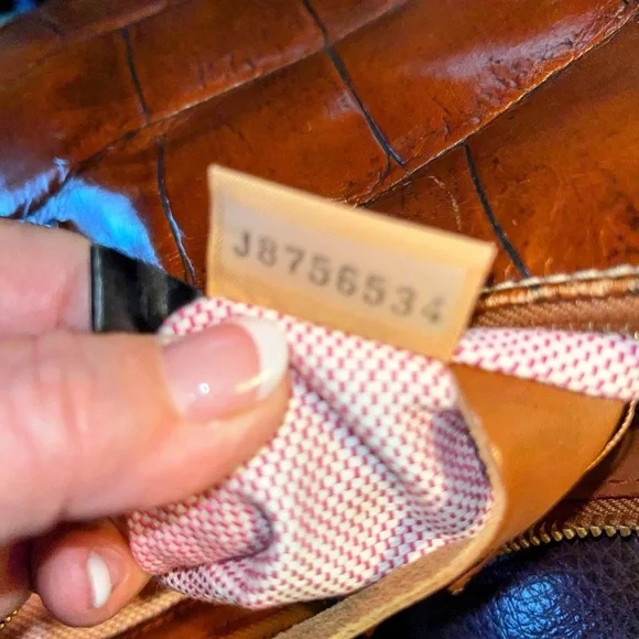 EUC Authentic Dooney&Bourke Croc Leather Handbag 8.5X15 - Picture 7 of 7